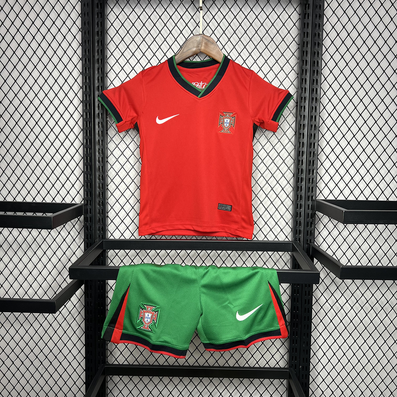 Conjunto infantil Portugal vermelho Home Euro 2024