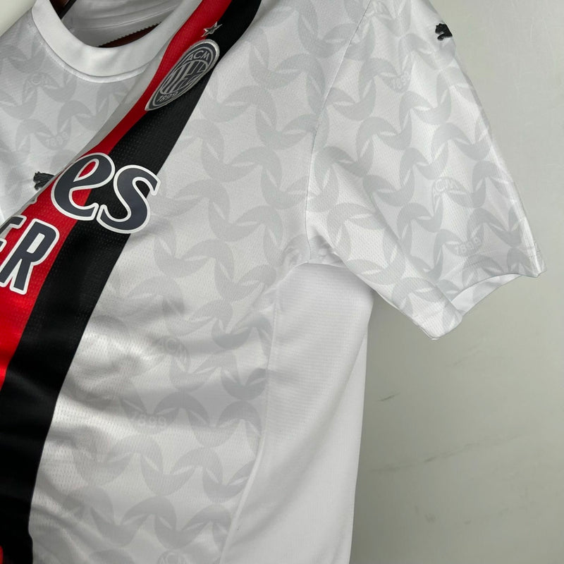 Camisola Milan branca Away 2023/24